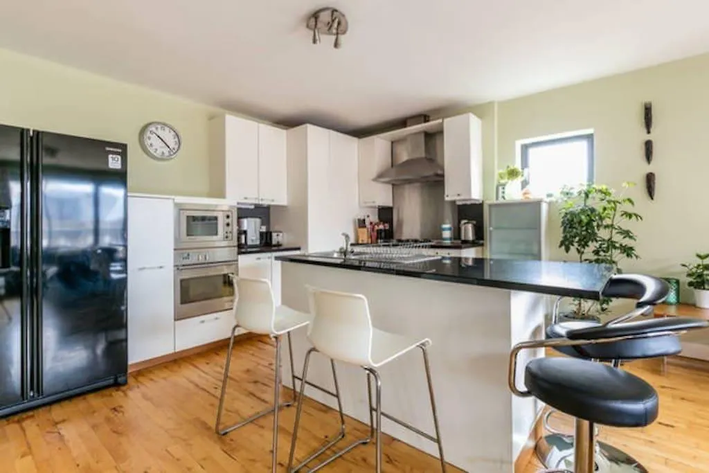 Two Bedroom City Centre Apartment Belfast
