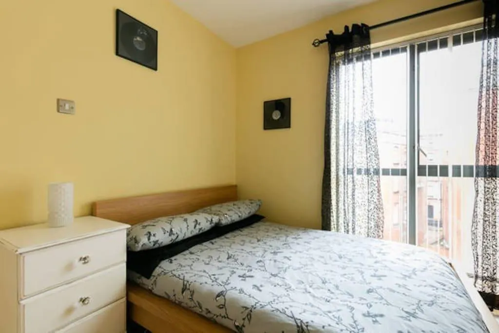 Two Bedroom City Centre Apartment Belfast United Kingdom