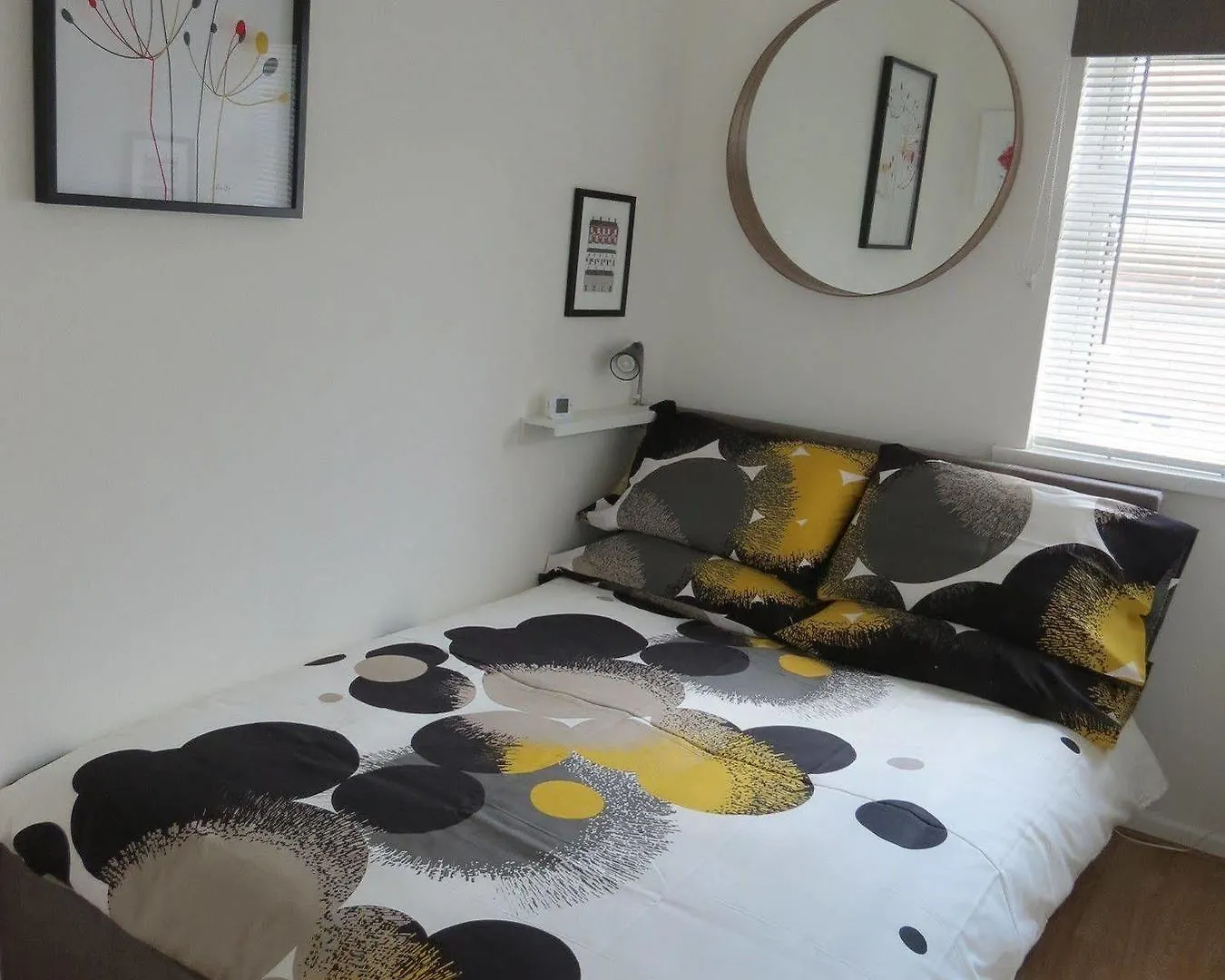Two Bedroom City Centre Apartment Belfast