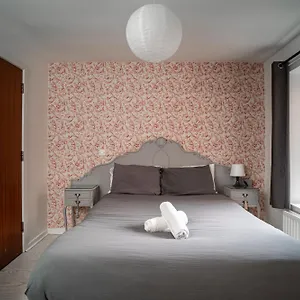 Apartment 3 Bedroom In Centre, Belfast
