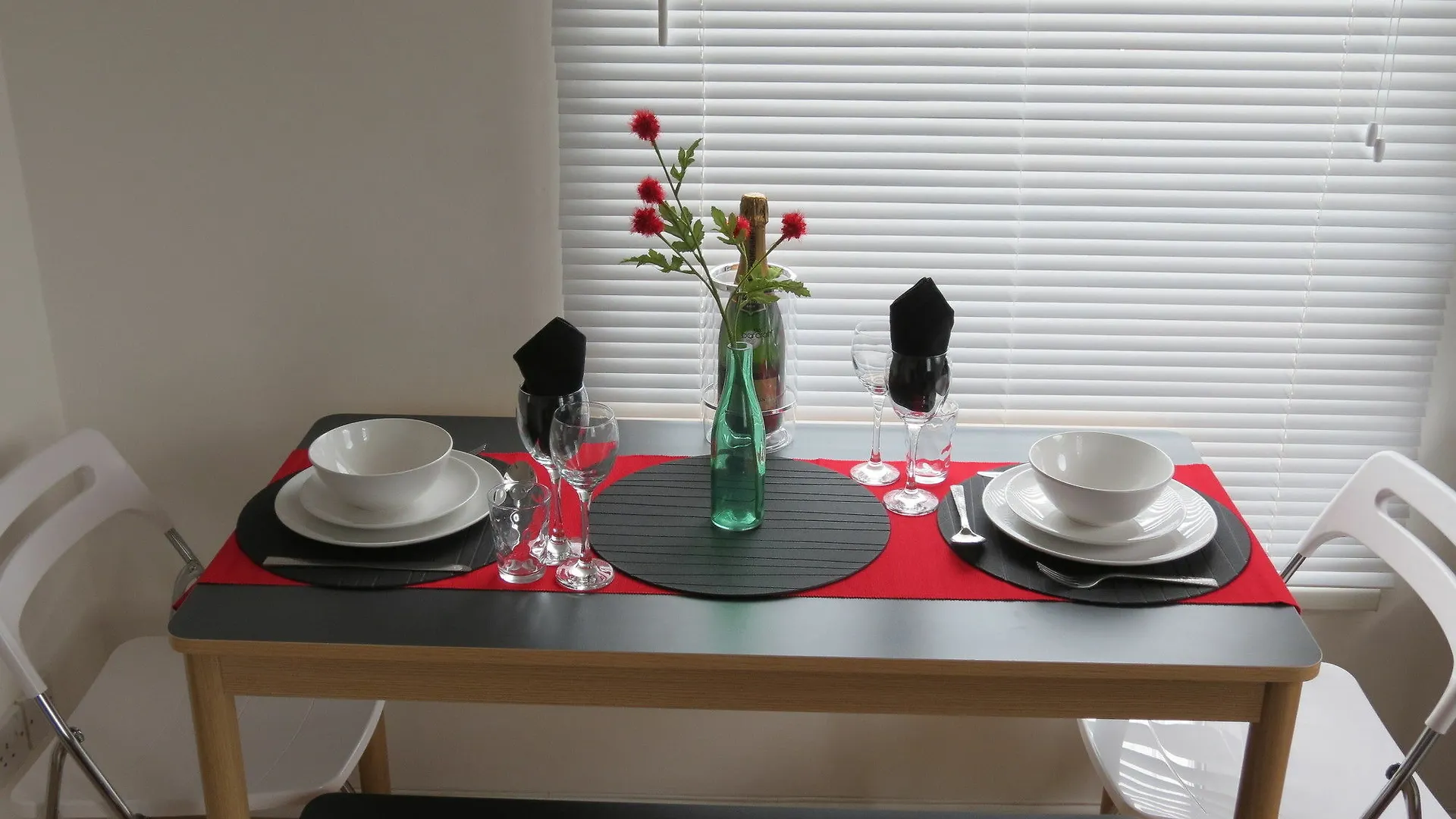 Two Bedroom City Centre Apartment Μπέλφαστ